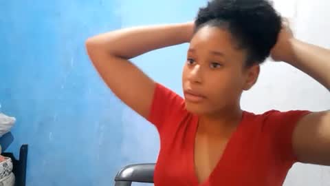 Snapshot of tieshakalaf chatting on 03-06-26, 12:23 Jessie online show from 03-06-26, 12:23