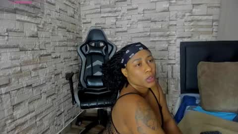 Snapshot of tifanny_fiire chatting on 10-28-25, 08:22 leidy online show from 10-28-25, 08:22