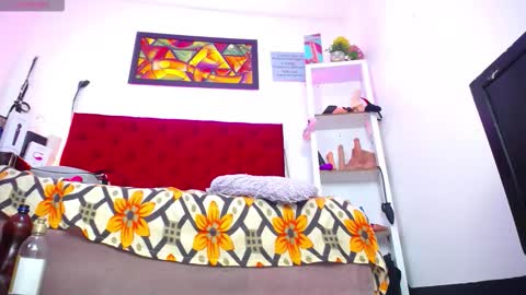 Tifanny Nails  online show from 12-04-25, 03:10