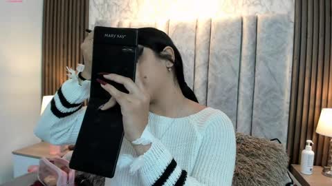 Snapshot of tifany__ross chatting on 01-30-25, 02:49 Tiff3 online show from 01-30-25, 02:49