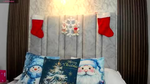 Snapshot of tifany__ross chatting on 12-01-25, 08:25 Tiff3 online show from 12-01-25, 08:25