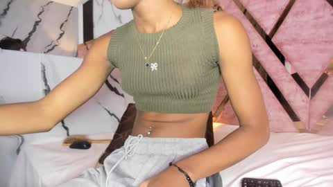 Tifanny online show from 11-18-25, 06:45