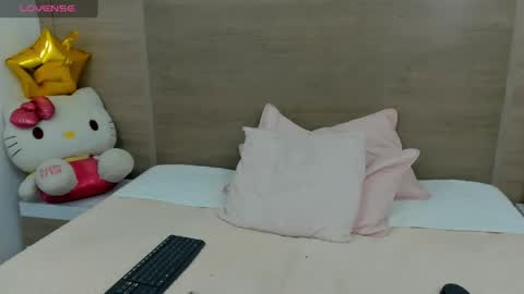 Tifanny online show from 05-15-26, 03:08