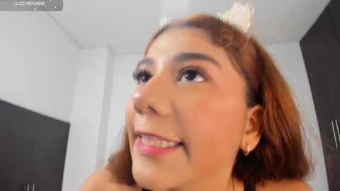 Tifany  online show from 02-04-25, 08:59