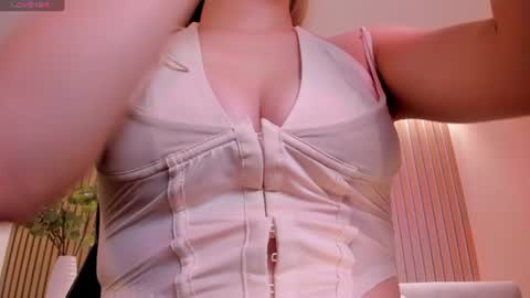 Tiffanny Sins online show from 07-08-26, 05:12
