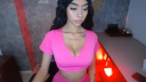 Snapshot of tiffany_1m chatting on 12-09-24, 12:08 tiffany_1m online show from 12-09-24, 12:08