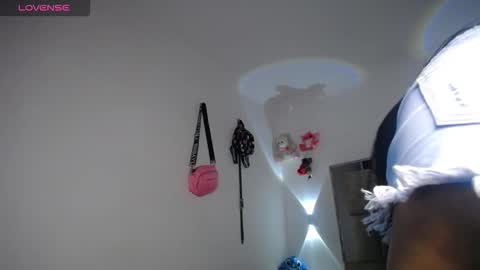 tiffany online show from 11-15-25, 10:15