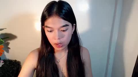 tiffany_amberx online show from 04-30-26, 09:30
