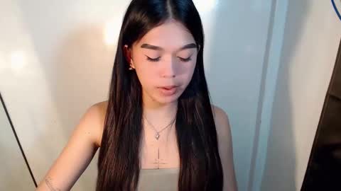 tiffany_amberx online show from 05-09-26, 06:46
