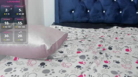 tiffany  online show from 04-11-26, 07:45