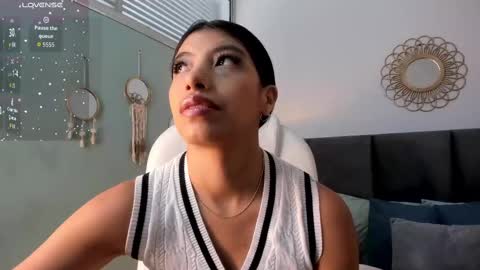 Snapshot of tiffany_low chatting on 09-13-25, 12:49 tiffany_low online show from 09-13-25, 12:49