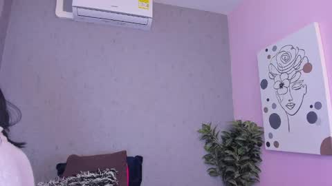 tiffany_mendez online show from 04-25-26, 12:30