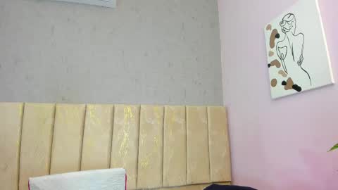 tiffany_mendez online show from 06-04-26, 12:00