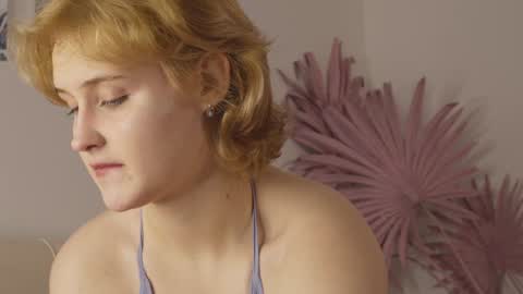 Snapshot of tiffanyjons chatting on 01-12-25, 05:33 tiffanyjons online show from 01-12-25, 05:33