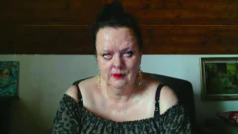 TiffanyMature online show from 02-06-26, 08:40