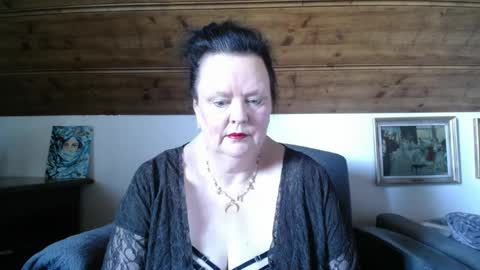 TiffanyMature online show from 04-25-26, 03:31