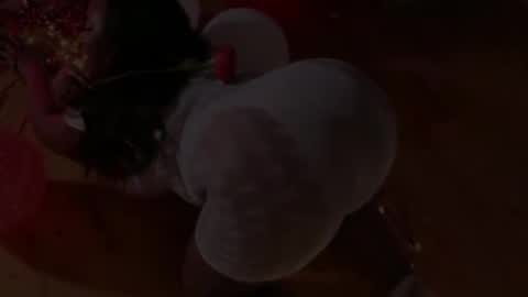 tifanny online show from 05-05-26, 07:27