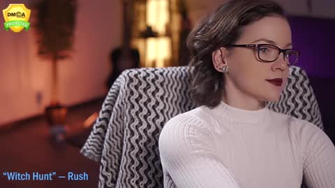 tiffanyriox online show from 02-05-25, 05:52