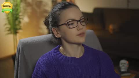 tiffanyriox online show from 11-25-25, 01:49