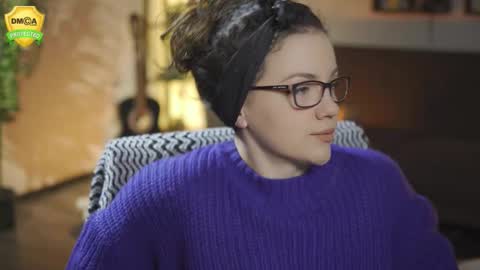 tiffanyriox online show from 03-21-26, 12:48