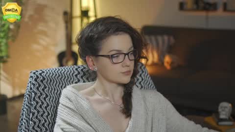 tiffanyriox online show from 04-02-26, 11:46