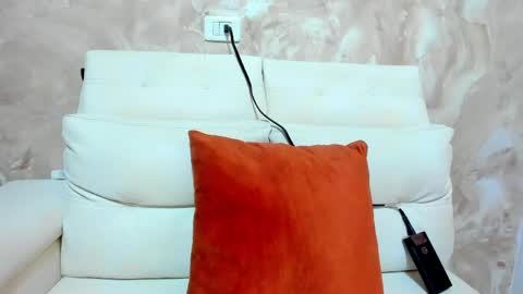 Snapshot of tiffanystone_ chatting on 06-03-26, 02:33 Tiffany online show from 06-03-26, 02:33