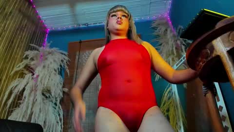 tiffanyy_deluxe online show from 11-10-25, 12:37