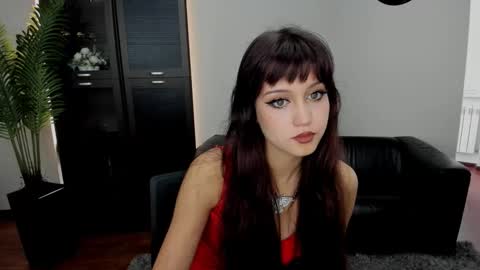 tiffanyyoun online show from 09-21-25, 04:14