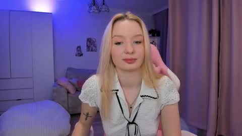 Tiffany online show from 11-29-25, 03:20