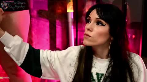 TigerBlazeFoxyMonkey online show from 03-12-26, 06:47