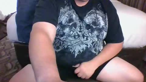 Snapshot of tigershark8181 chatting on 10-16-25, 02:45 Tigershark8181 online show from 10-16-25, 02:45