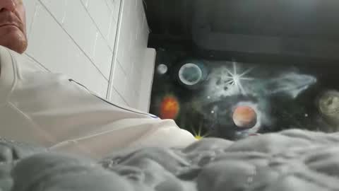 Snapshot of tigga21st chatting on 10-28-25, 09:35 tigga21st online show from 10-28-25, 09:35