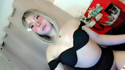 Snapshot of tight_elliana chatting on 06-25-26, 06:51 tight_elliana online show from 06-25-26, 06:51