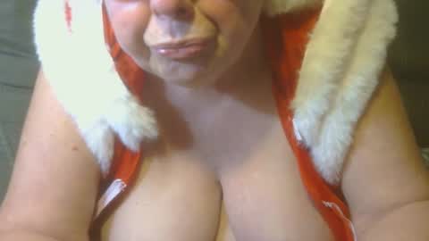 Snapshot of tight_kitty55 chatting on 12-08-24, 02:39 tight Kitty55 online show from 12-08-24, 02:39
