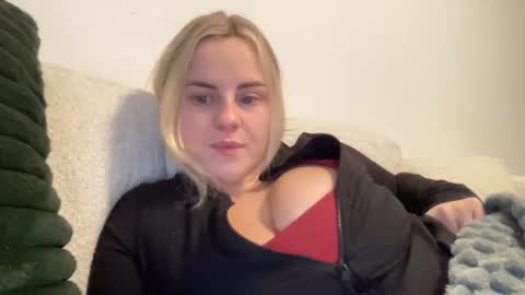 Lexi online show from 09-23-25, 03:31