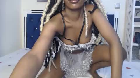 Tilly online show from 10-20-25, 07:36