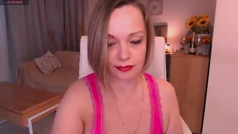 Tilly online show from 07-25-26, 08:50