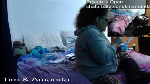 Tim  Amanda online show from 11-26-25, 08:54