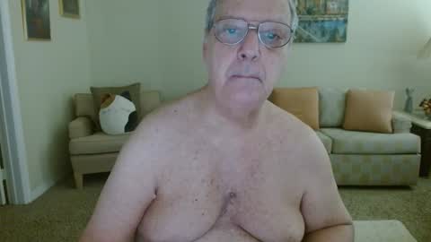 Snapshot of timealone120000 chatting on 10-20-25, 06:30 timealone120000 online show from 10-20-25, 06:30