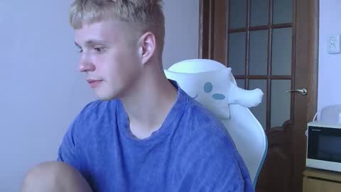 Tim WhiteS online show from 09-10-25, 01:44