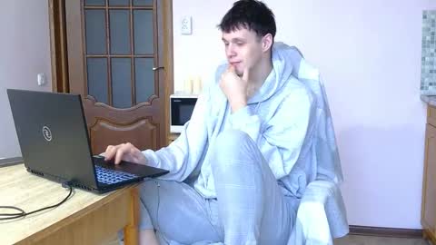 Tim WhiteS online show from 11-11-25, 07:41