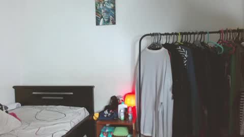 Snapshot of timmyhotmilk chatting on 01-05-25, 01:15 timmy  independent model  help me reach 50 thumbs up pls online show from 01-05-25, 01:15