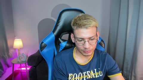 timi  jones online show from 01-10-25, 01:10