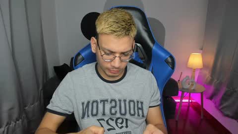 timi  jones online show from 01-11-25, 10:51