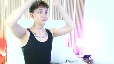 Timothy 21 years old online show from 02-17-26, 08:37