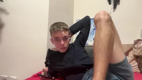 Snapshot of timveret chatting on 12-01-24, 10:53 Wizard online show from 12-01-24, 10:53