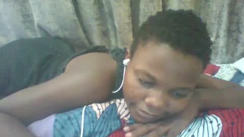 Snapshot of tina2030_1 chatting on 05-09-26, 06:29 tee online show from 05-09-26, 06:29