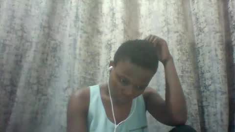 Snapshot of tina2030_1 chatting on 05-19-26, 05:14 tee online show from 05-19-26, 05:14
