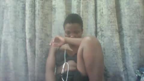 Snapshot of tina2030_1 chatting on 05-25-26, 04:51 tee online show from 05-25-26, 04:51