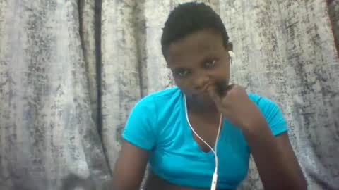 Snapshot of tina2030_1 chatting on 06-01-26, 06:20 tee online show from 06-01-26, 06:20